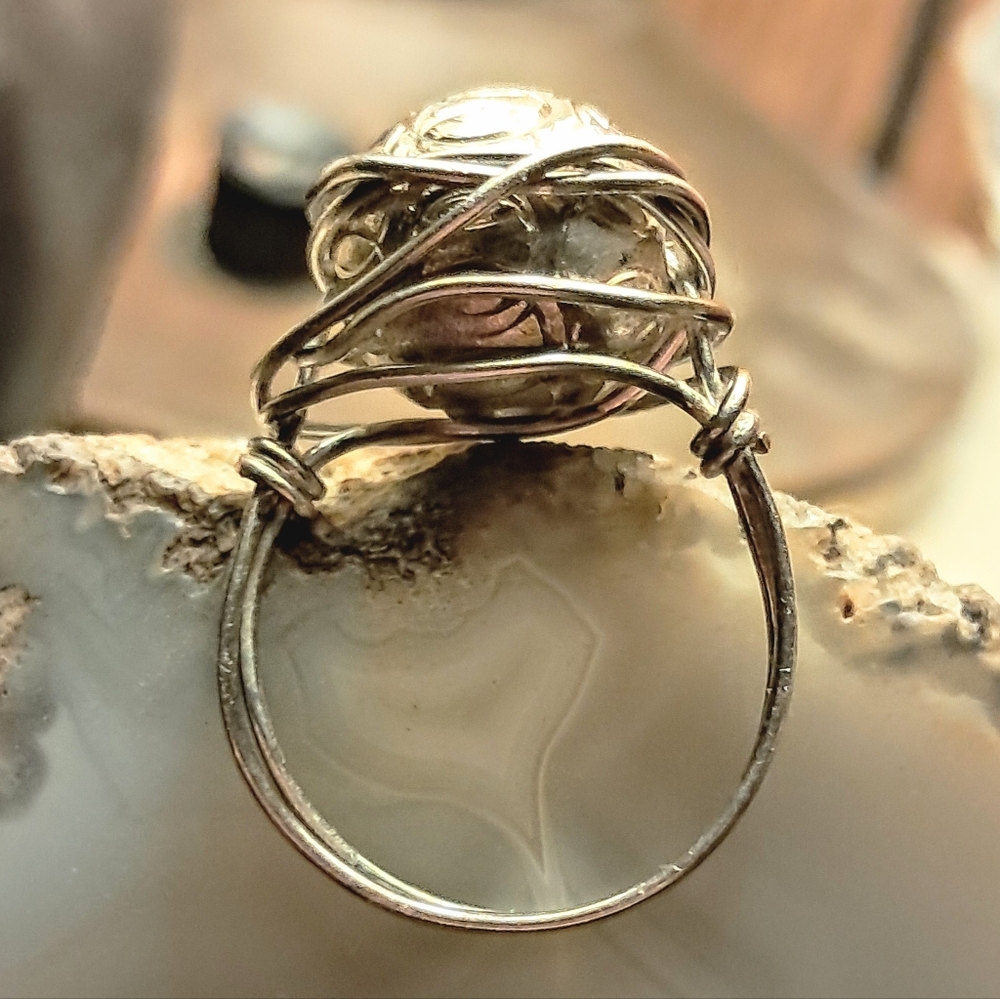 🌇HOLD for CG.🌇Vintage Wire Wrapped Bead Ring, Size 8 - Picture 3 of 7